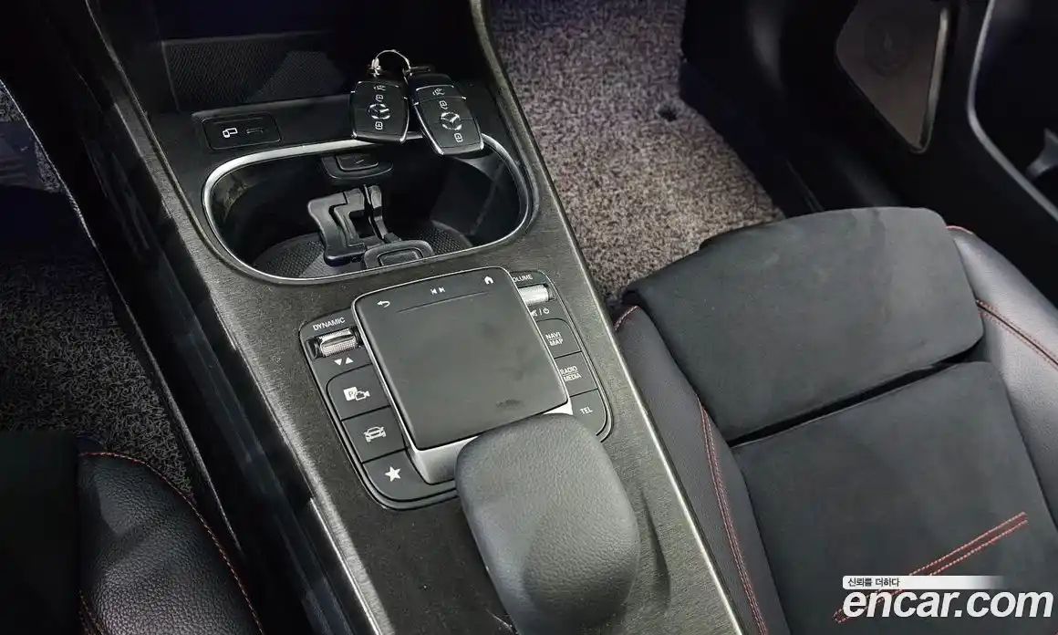 Mercedes-Benz A-Class 2022 2.0 гидро, фото 23