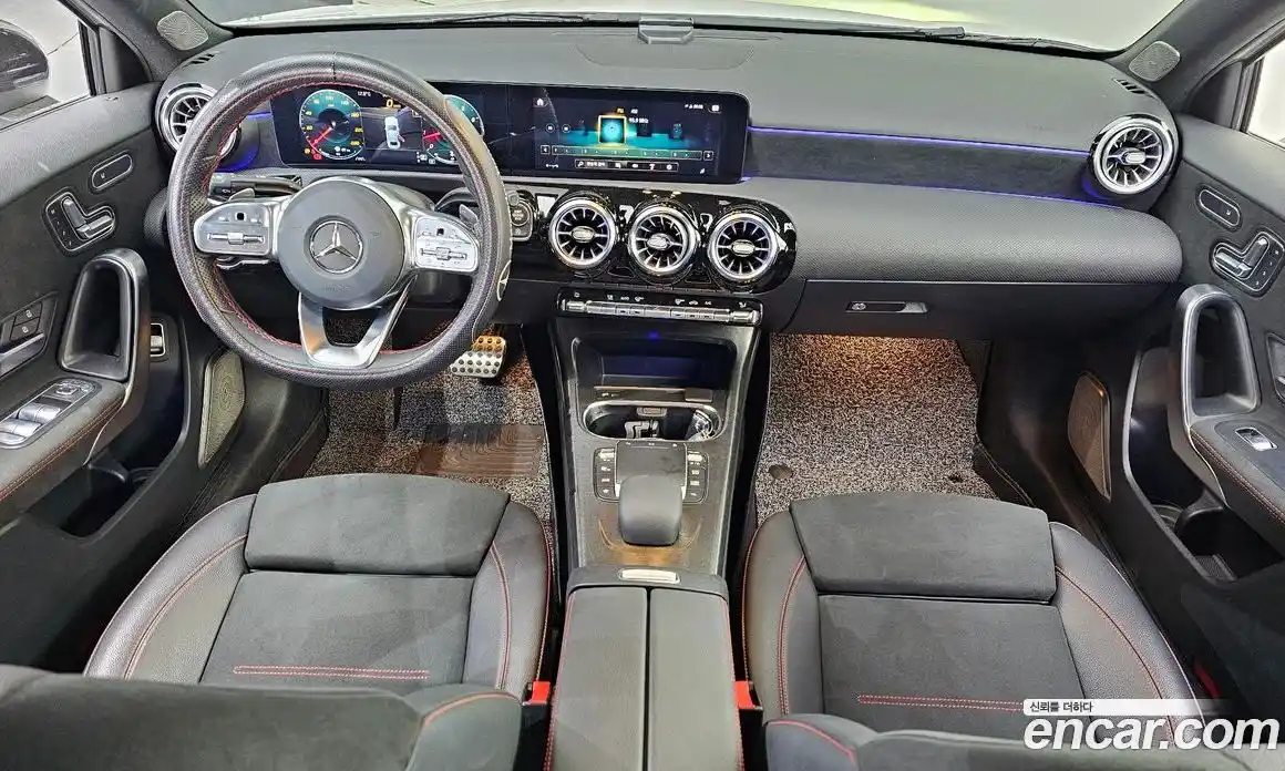 Mercedes-Benz A-Class 2022 2.0 гидро, фото 9