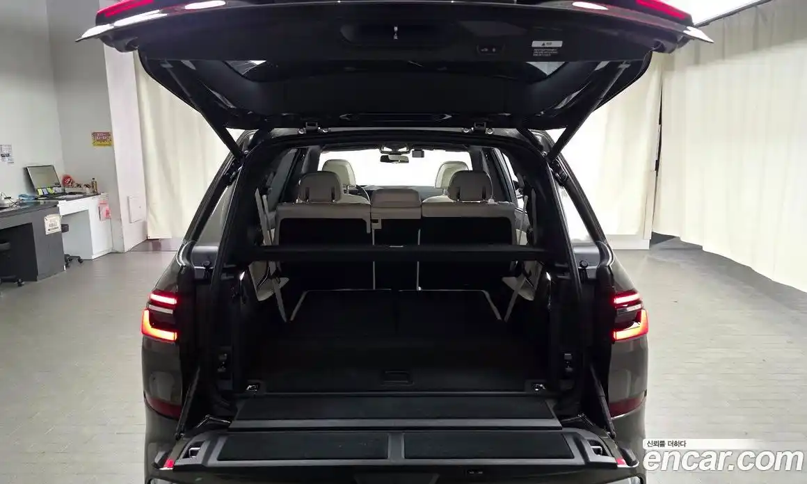 BMW X7 2025 3.0 гидро, фото 20