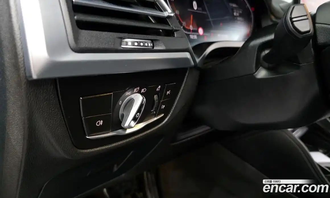 BMW X4 2023 2.0 гидро, фото 14