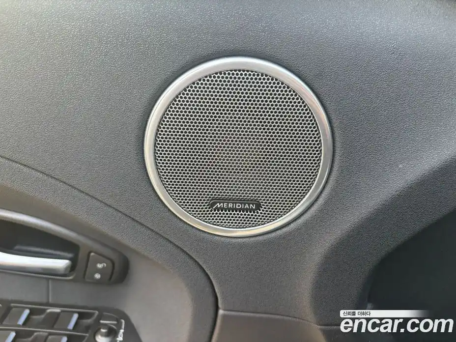 Land Rover Range Rover Evoque 2015 2.2 автомат (гидро), фото 13