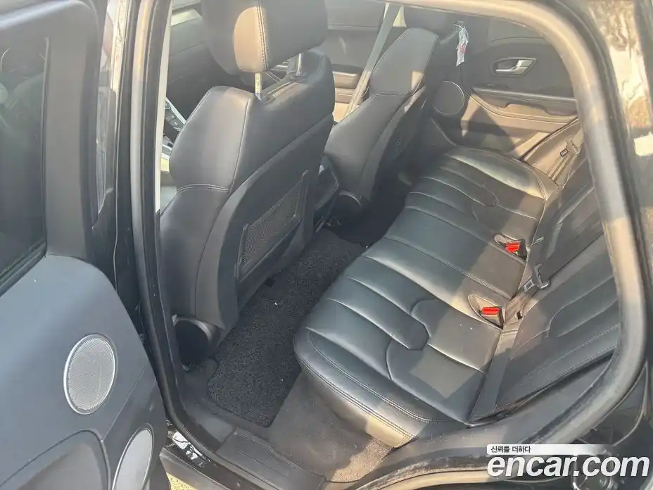 Land Rover Range Rover Evoque 2015 2.2 автомат (гидро), фото 10