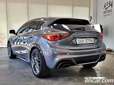 Infiniti Q30 2017 2.0 гидро, миниатюра 2