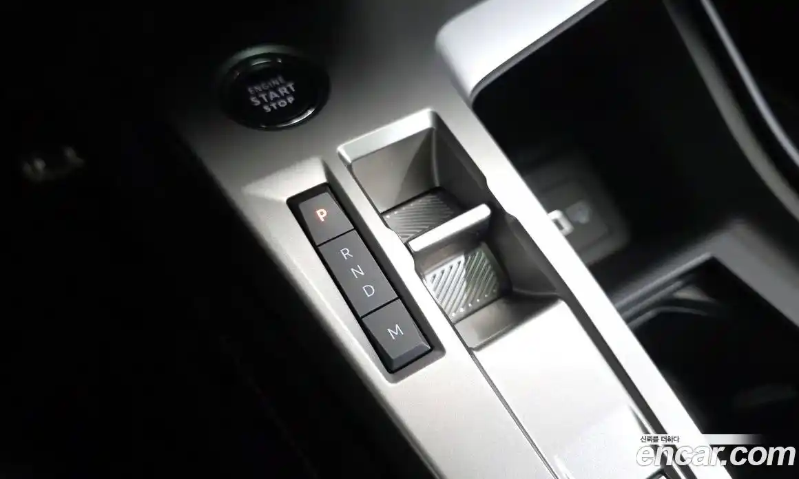 Peugeot 308 2025 1.2 автомат (гидро), фото 12
