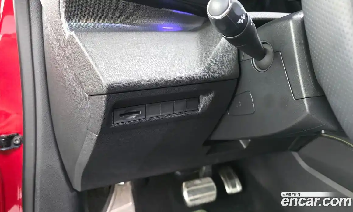 Peugeot 308 2025 1.2 автомат (гидро), фото 27