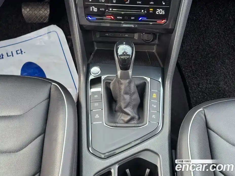Volkswagen Tiguan 2021 2.0 автомат (гидро), фото 13
