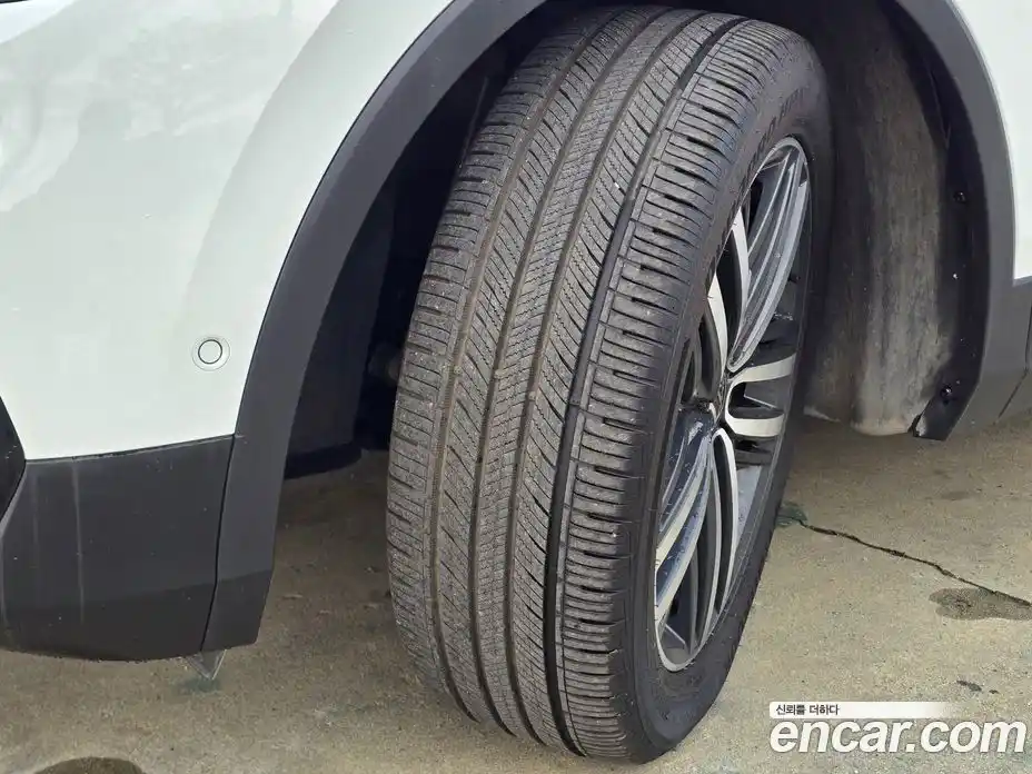 Volkswagen Tiguan 2021 2.0 автомат (гидро), фото 19