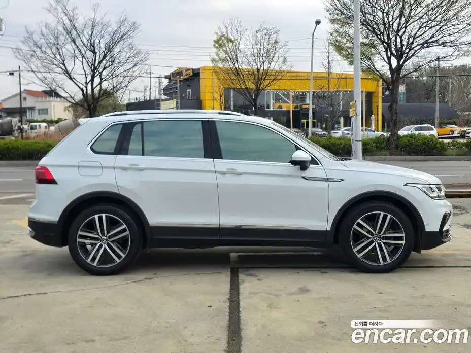 Volkswagen Tiguan 2021 2.0 автомат (гидро), фото 4
