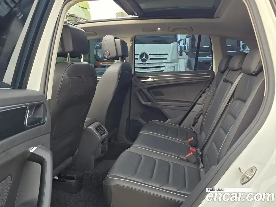 Volkswagen Tiguan 2021 2.0 автомат (гидро), фото 9