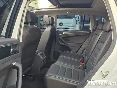 Volkswagen Tiguan 2021 2.0 автомат (гидро), миниатюра 9