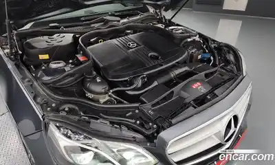 Mercedes-Benz E-Class 2015 2.1 гидро, миниатюра 6