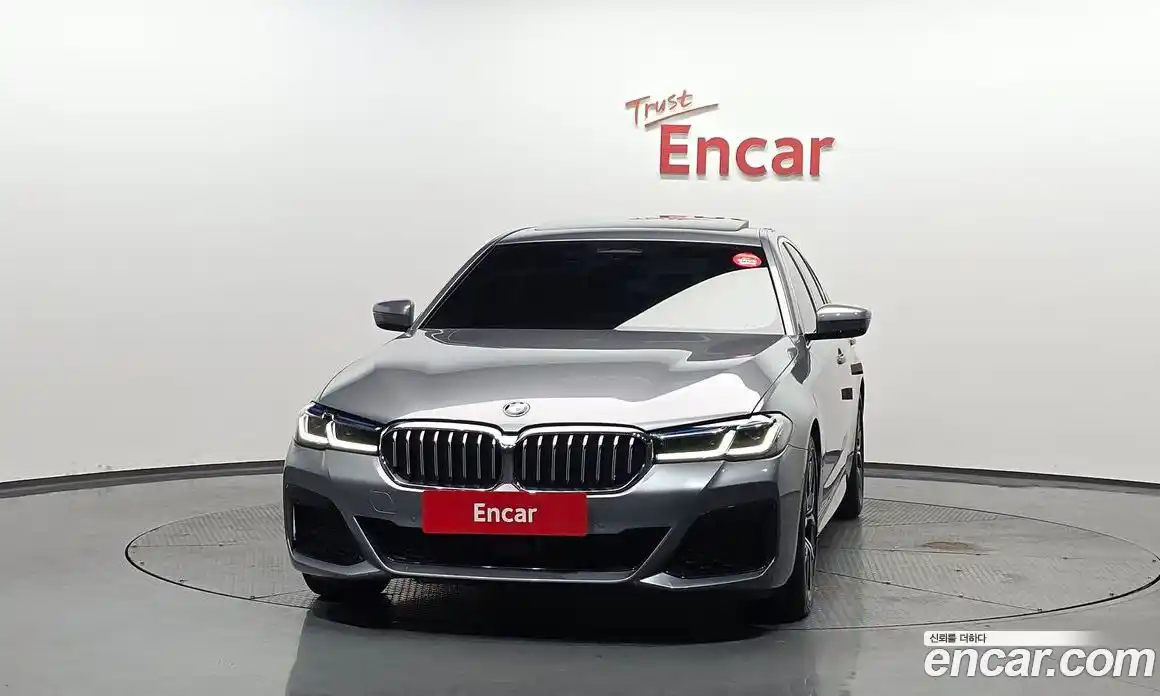 BMW 5-Series 2022 2.0 гидро, фото 3