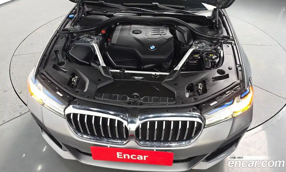 BMW 5-Series 2022 2.0 гидро, фото 6