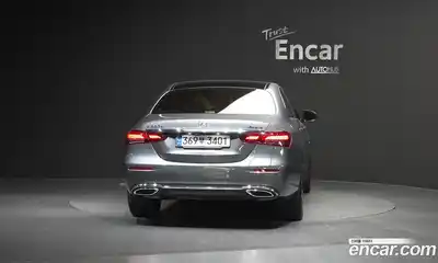 Mercedes-Benz E-Class 2021 2.0 гидро, миниатюра 4