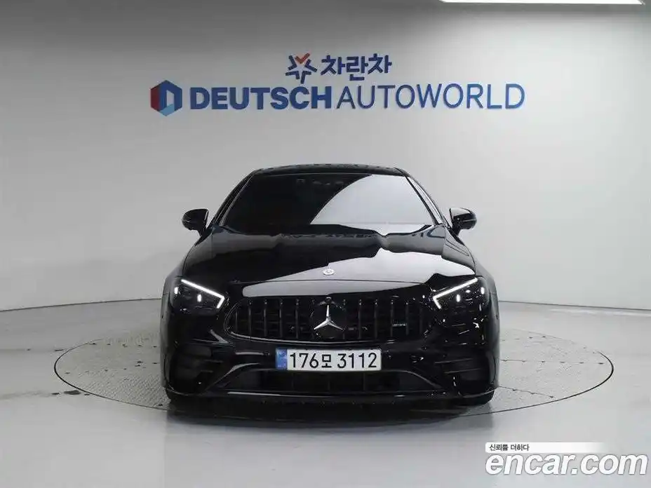Mercedes-Benz E-Class 2023 3.0 гидро, фото 3