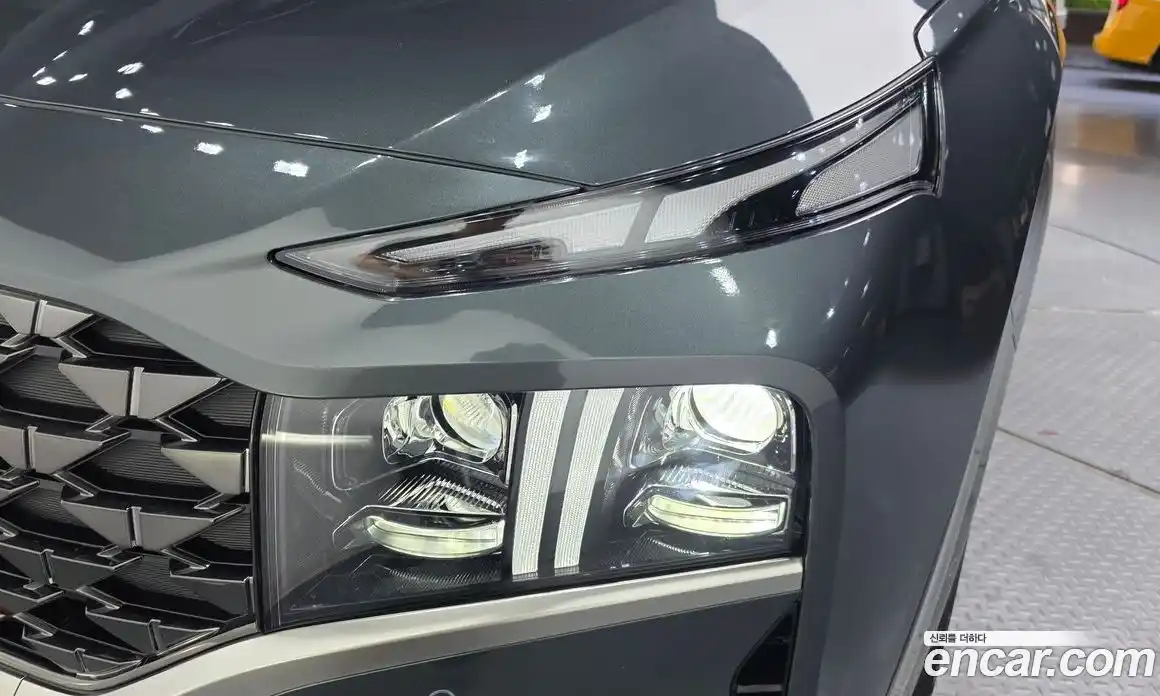 Hyundai Santa Fe 2023 2.5 гидро, фото 8