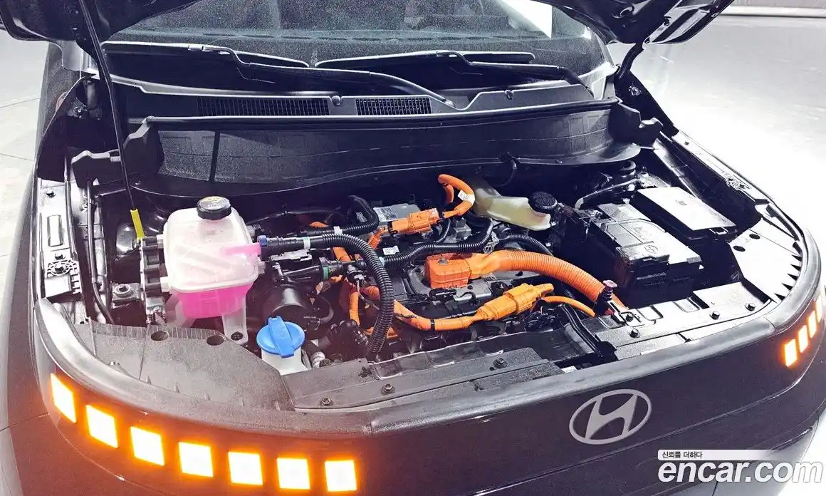 Hyundai Casper 2024 0.2 автомат (гидро), фото 6