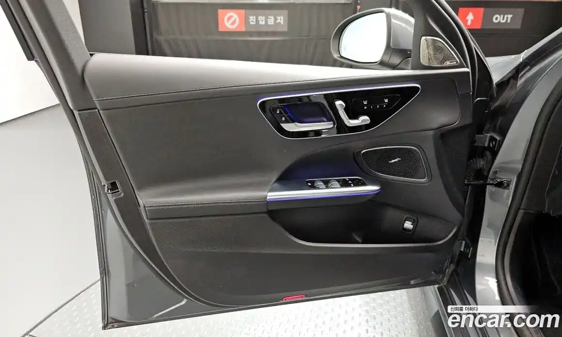 Mercedes-Benz C-Class 2022 2.0 гидро, фото 14