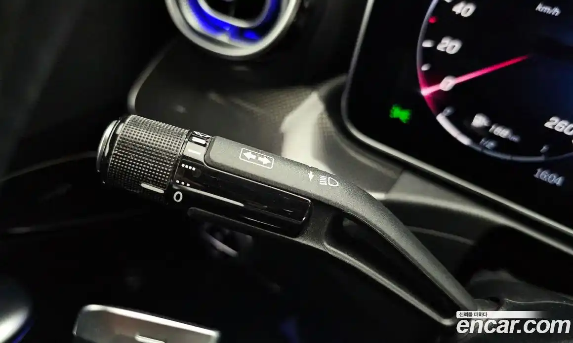 Mercedes-Benz C-Class 2022 2.0 гидро, фото 28