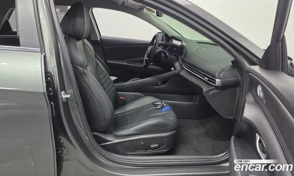 Hyundai Avante 2024 1.6 гидро, фото 16