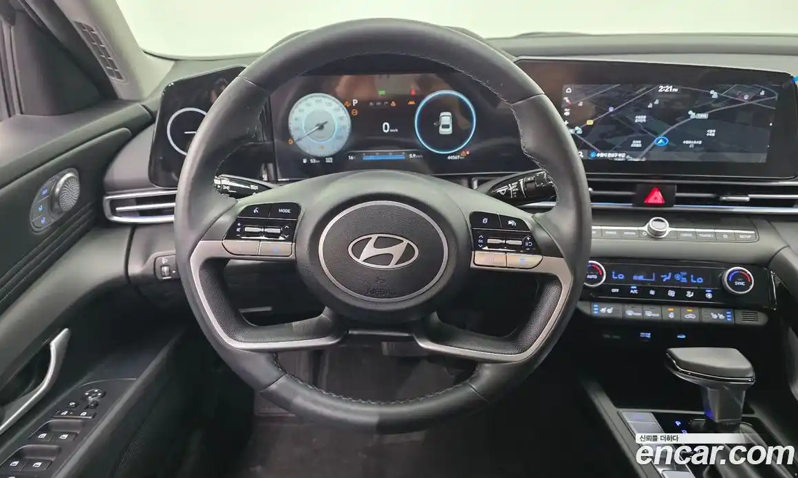 Hyundai Avante 2024 1.6 гидро, фото 20