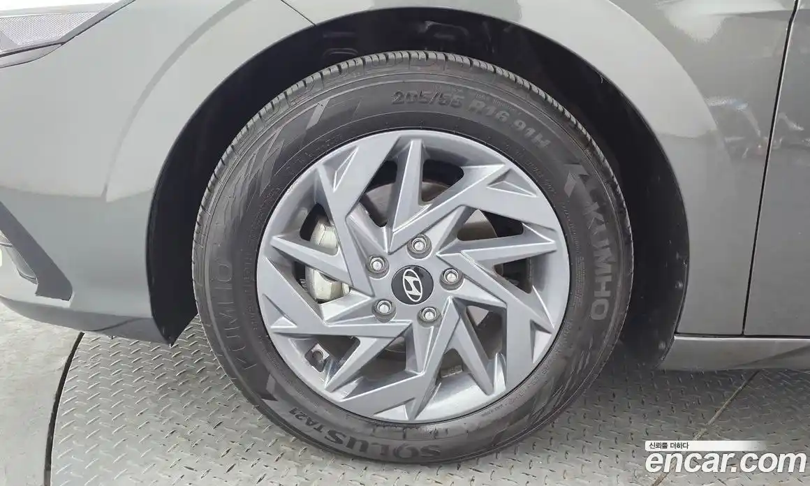 Hyundai Avante 2024 1.6 гидро, фото 5