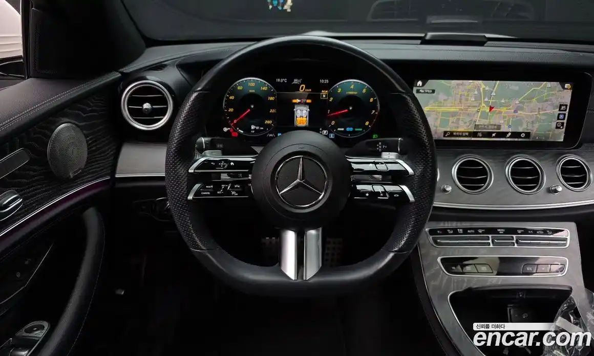 Mercedes-Benz E-Class 2022 2.0 гидро, фото 19