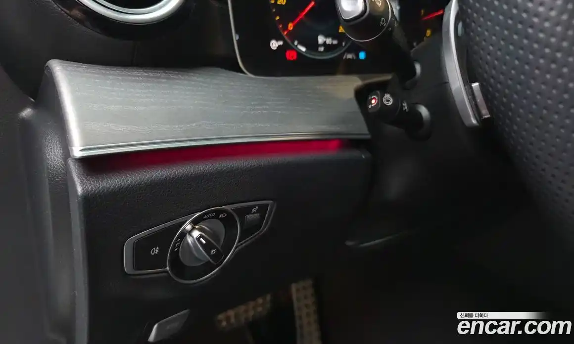 Mercedes-Benz E-Class 2022 2.0 гидро, фото 32