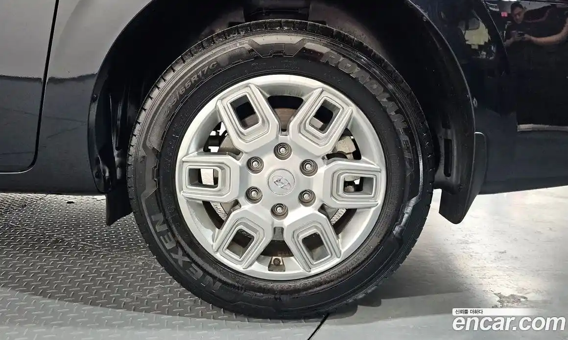 Hyundai Staria 2023 2.2 гидро, фото 6
