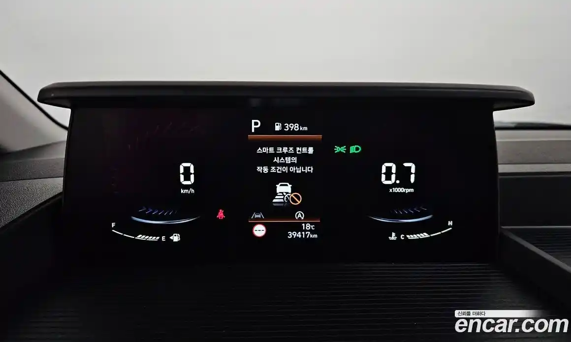Hyundai Staria 2023 2.2 гидро, фото 10