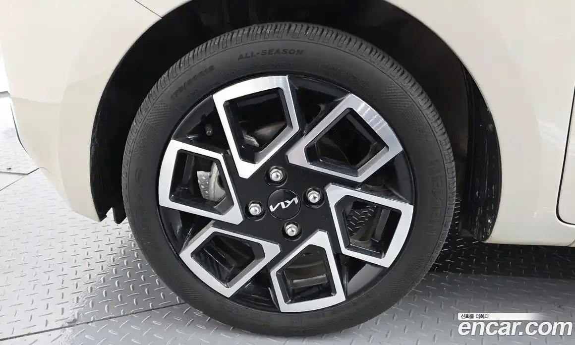 Kia Ray 2023 1.0 гидро, фото 5
