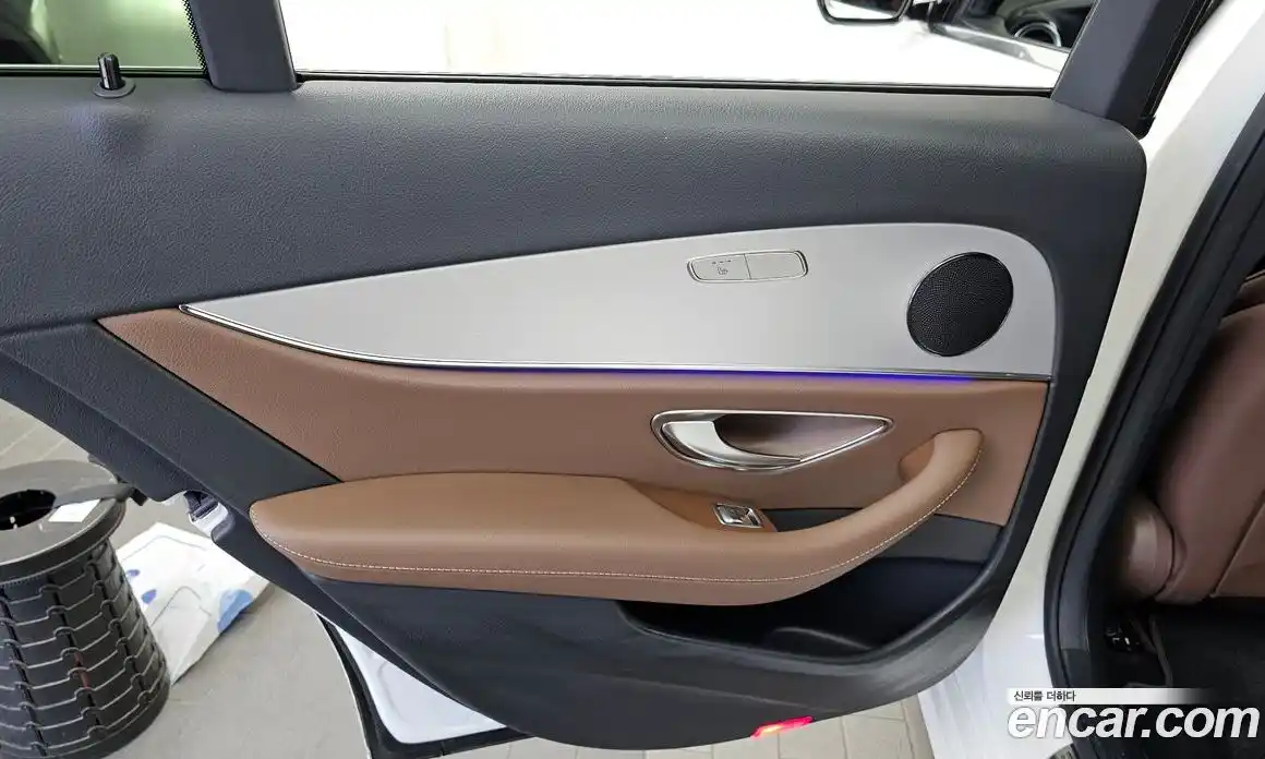 Mercedes-Benz E-Class 2021 2.0 автомат (гидро), фото 15