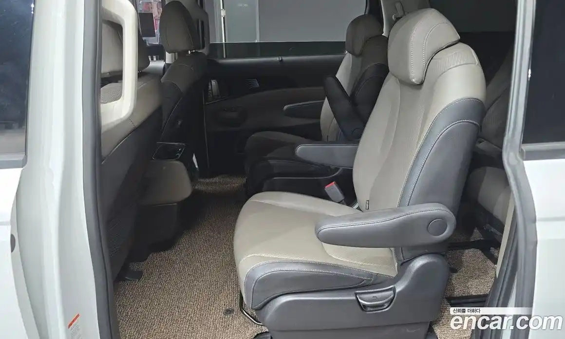 Kia Carnival 2024 3.5 автомат (гидро), фото 17
