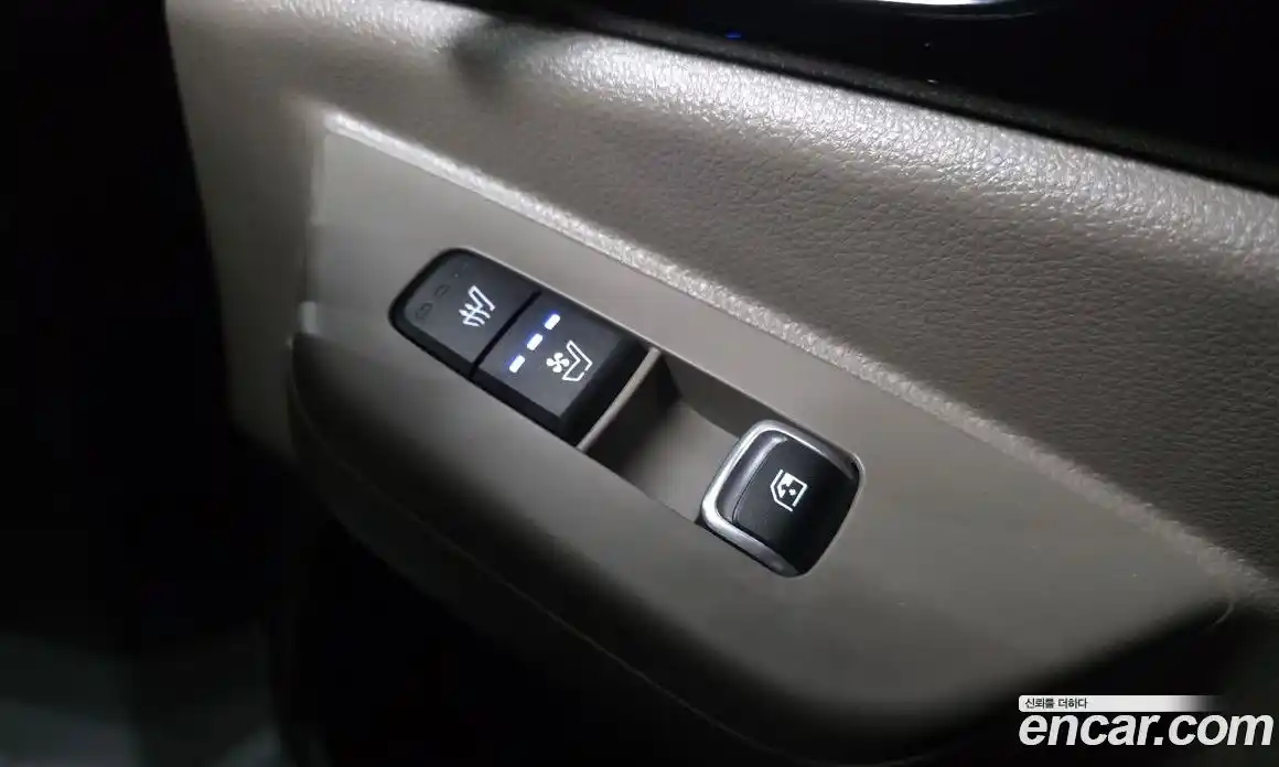 Kia Canival 2024 1.6 гидро, фото 27