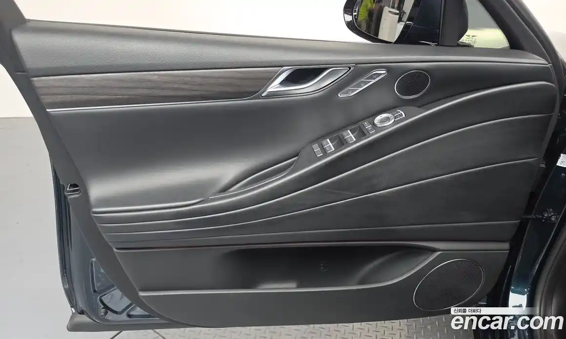 Genesis G80 2024 3.5 гидро, фото 14
