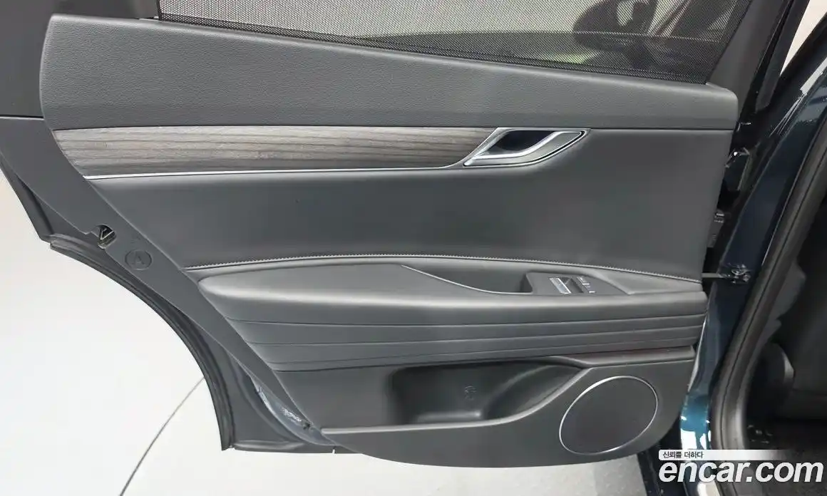 Genesis G80 2024 3.5 гидро, фото 15