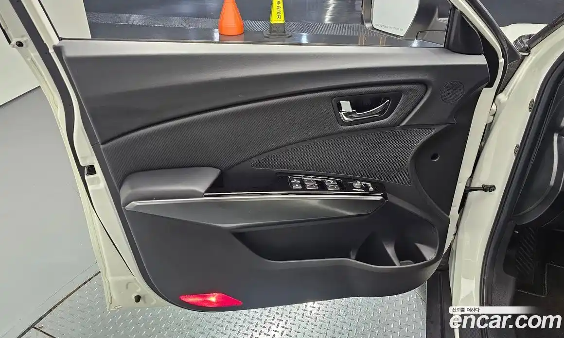 SsangYong TIBOLI 2023 1.5 гидро, фото 14
