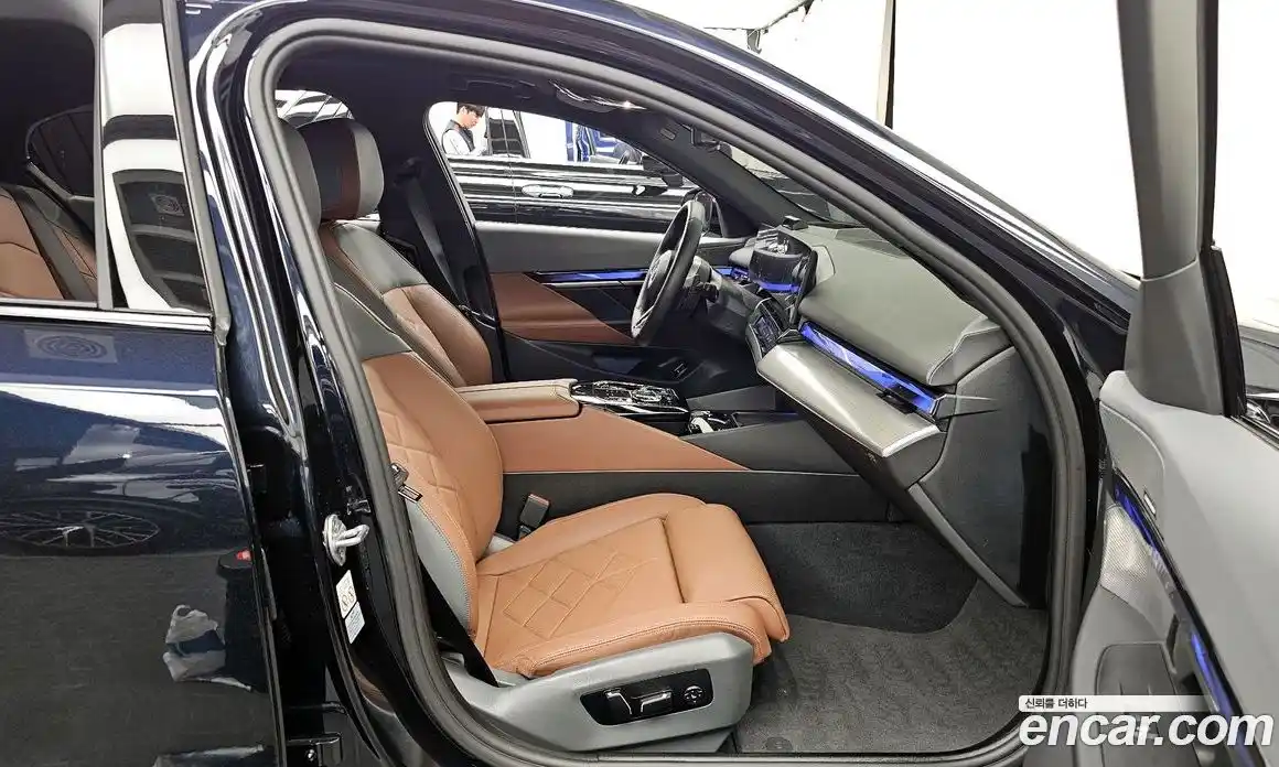 BMW 5 серия 2024 2.0 автомат (гидро), фото 17