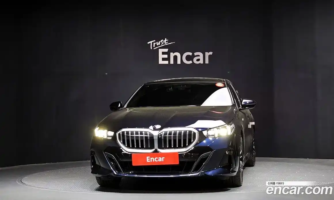 BMW 5 серия 2024 2.0 автомат (гидро), фото 3