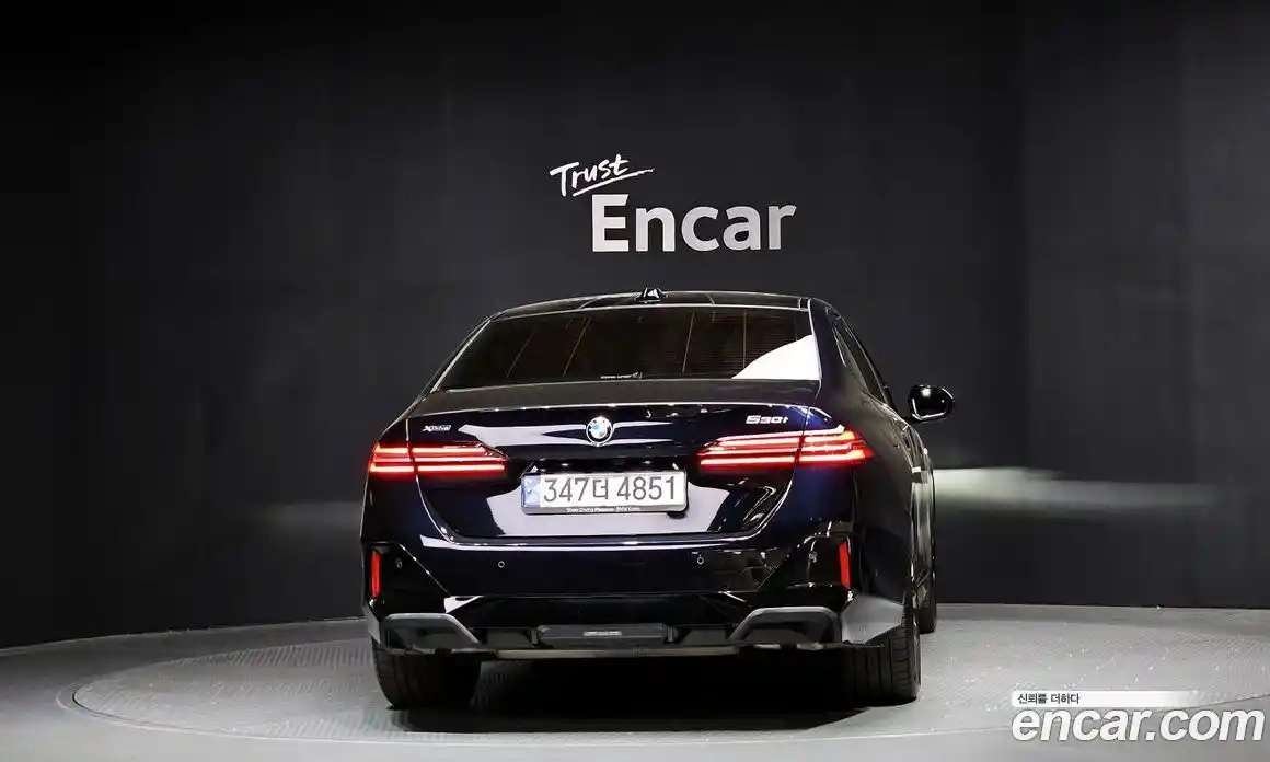 BMW 5 серия 2024 2.0 автомат (гидро), фото 4
