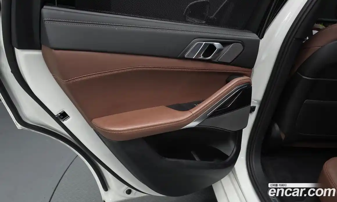 BMW X6 2025 3.0 автомат (гидро), фото 15