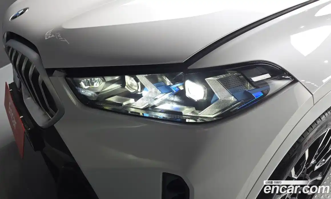 BMW X6 2025 3.0 автомат (гидро), фото 8