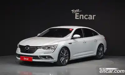Renault SM6