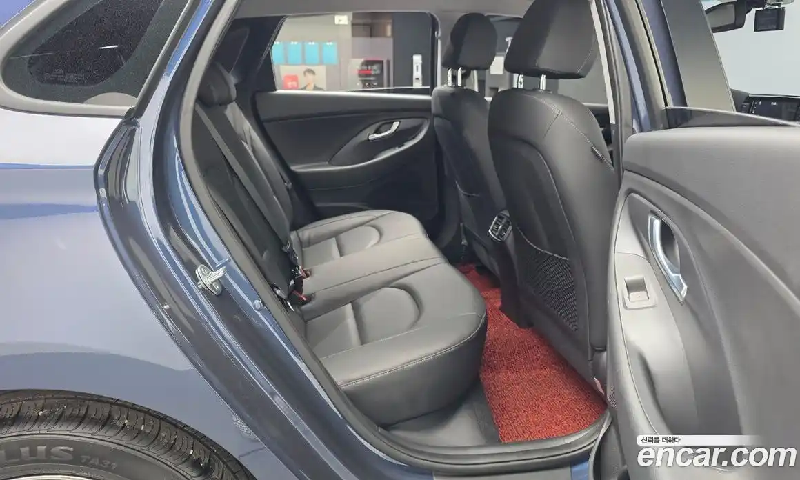 Hyundai i30 2018 1.4 автомат (гидро), фото 18