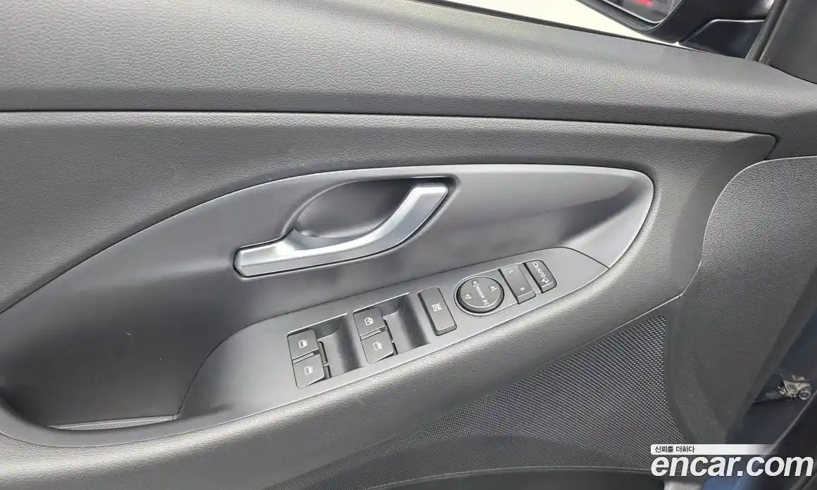 Hyundai i30 2018 1.4 автомат (гидро), фото 27