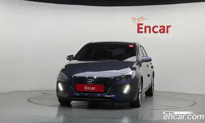 Hyundai i30 2018 1.4 автомат (гидро), миниатюра 3