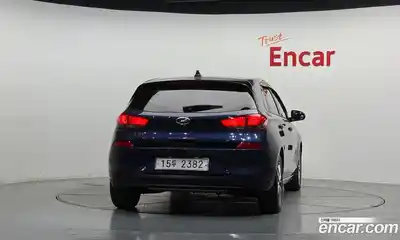 Hyundai i30 2018 1.4 автомат (гидро), миниатюра 4