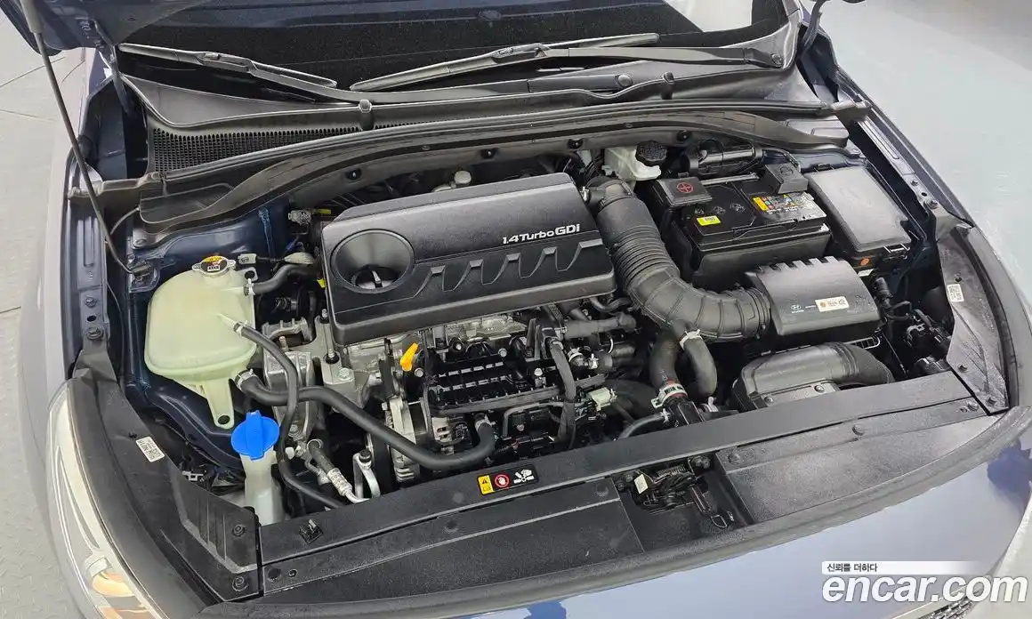 Hyundai i30 2018 1.4 автомат (гидро), фото 6