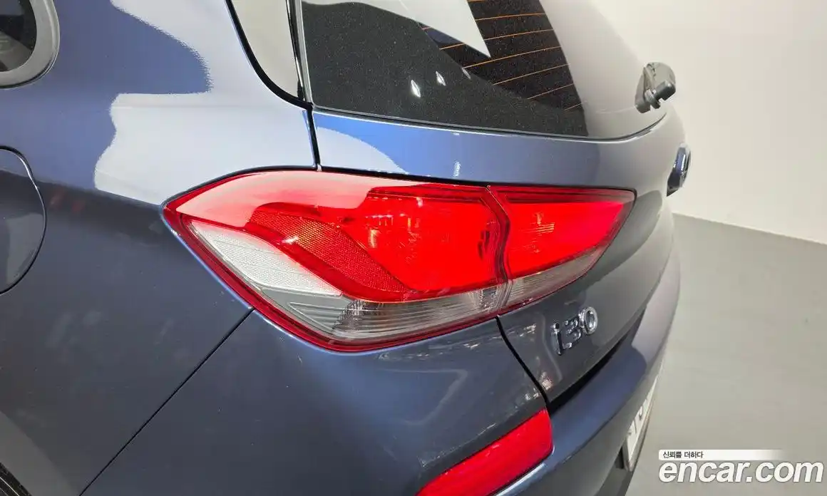 Hyundai i30 2018 1.4 автомат (гидро), фото 9