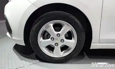 Chevrolet Spark 2016 1.0 гидро, миниатюра 5